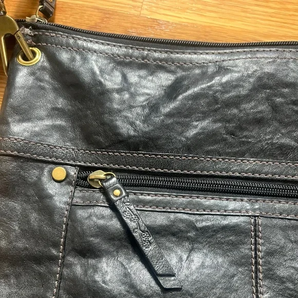 Fossil crossbody purse - Picture 2 of 4